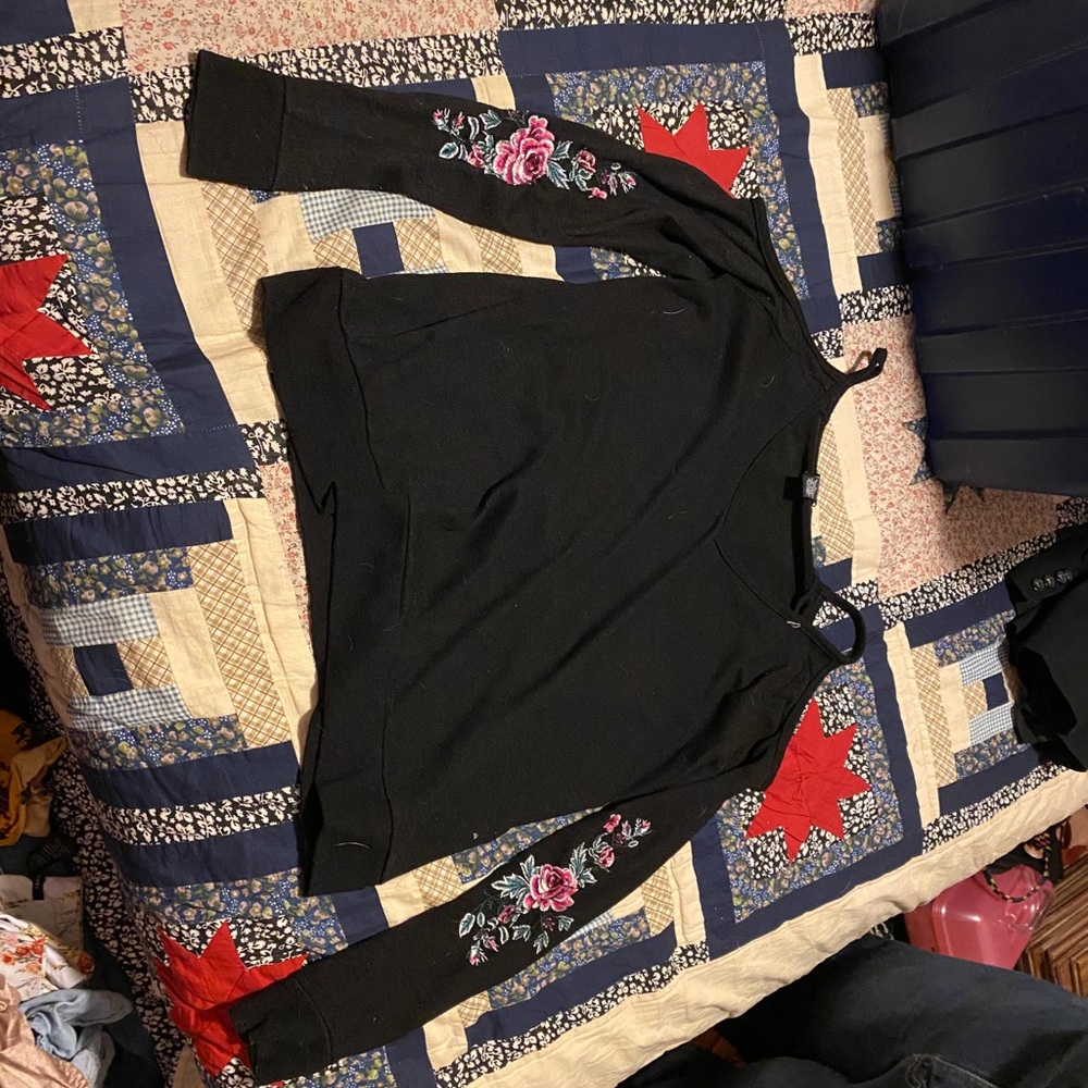 Embroidery shirt